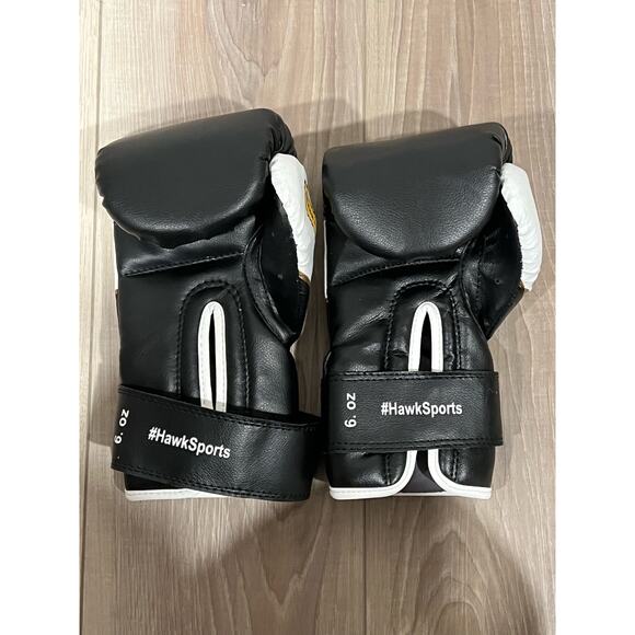 Hawk Sports Full Punching & Blocking Gloves for Kids, 6 oz KB30 - Picture 4 of 4